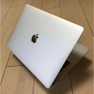 アップル(Apple)のMacBook Pro 2017(ノートPC)