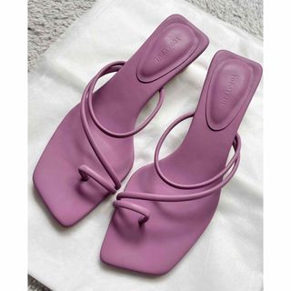 TODAYFUL - 【値下げOK】新品!チャンキーヒールサボ todayfulの通販 TODAYFUL - 【値下げOK】新品!チャンキーヒールサボ todayfulの通販