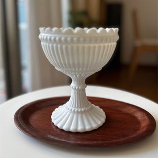 イッタラ(iittala)の希少　レア　マリメッコ　イッタラ　ミルクガラス　白いマリボウル(置物)