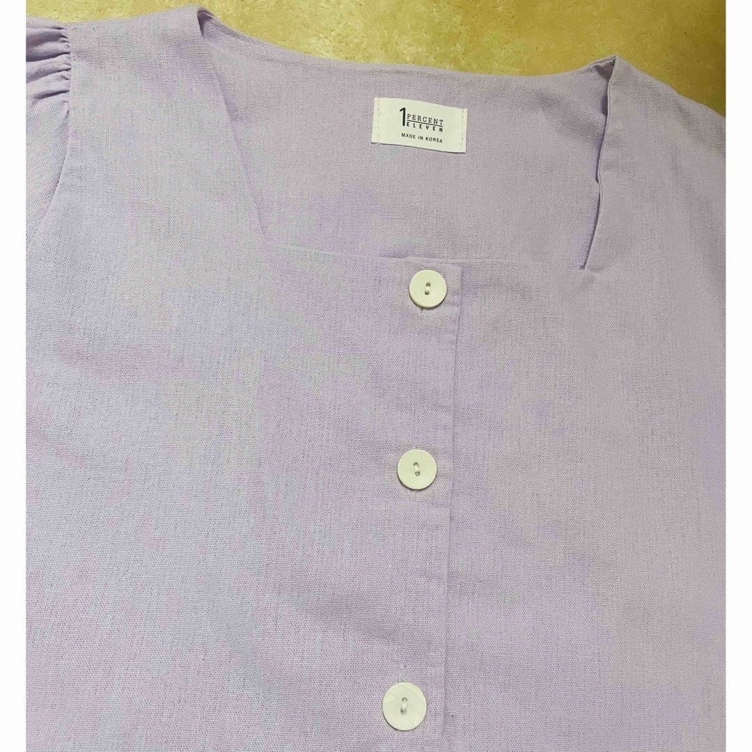 【一度だけ着用】トップス　ブラウス　韓国ファッション レディースのトップス(シャツ/ブラウス(半袖/袖なし))の商品写真