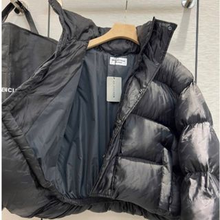 バレンシアガ ダウンジャケット(レディース)の通販 29点 | Balenciaga バレンシアガ ダウンジャケット(レディース)の通販 29点 | Balenciaga