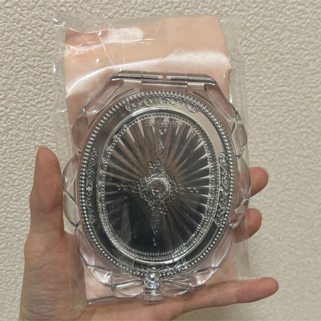 ジルスチュアート コンパクト ミラー II  コスメ/美容のメイク道具/ケアグッズ(ボトル・ケース・携帯小物)の商品写真