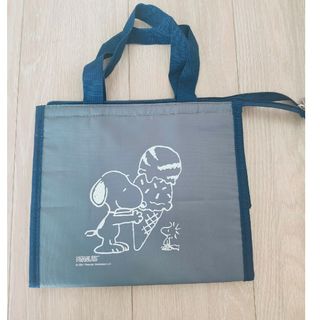 ピーナッツ(PEANUTS)の新品／PEANUTS スヌーピー　保冷保温バッグ(弁当用品)