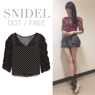 スナイデル(SNIDEL)のレイヤードギャザートップス シースルー トップス ブラウス 新品 SNIDEL(シャツ/ブラウス(半袖/袖なし))