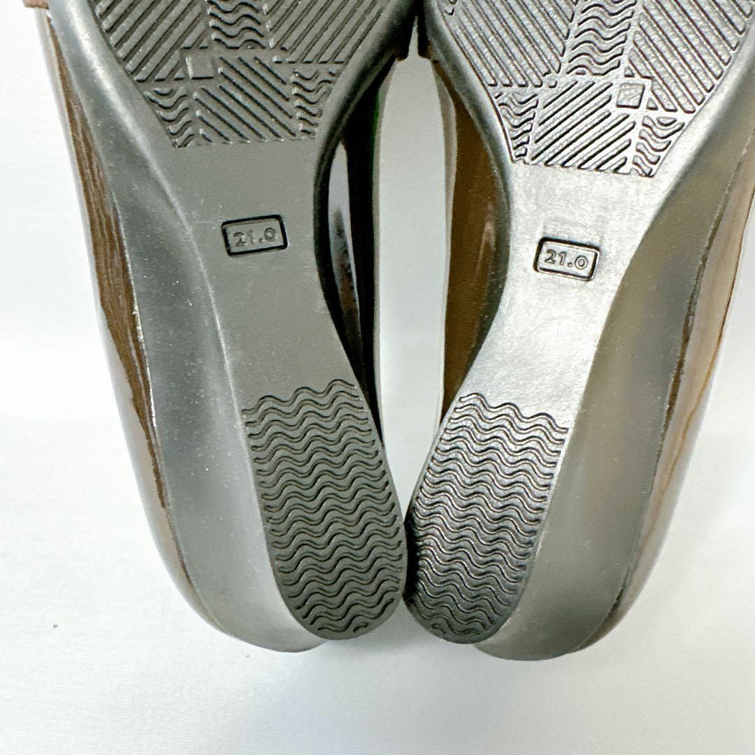 UNITED COLORS OF BENETTON.(ユナイテッドカラーズオブベネトン)のBENETTON ベネトン　パンプス　エナメル　リボン　21.0cm ブラウン レディースの靴/シューズ(バレエシューズ)の商品写真