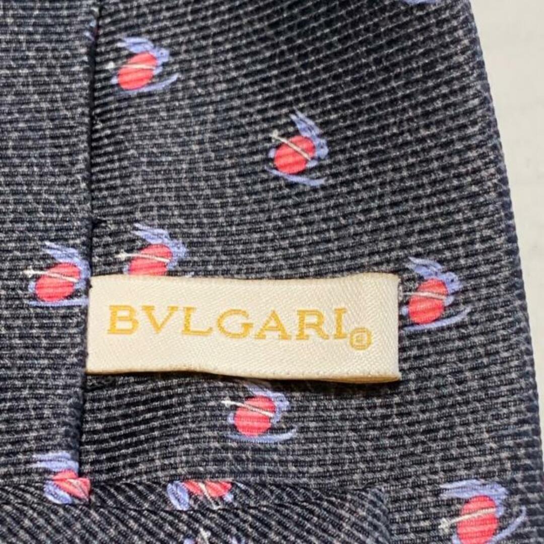 BVLGARI(ブルガリ)のBVLGARI(ブルガリ) ネクタイ メンズ - ダークネイビー×ピンク×ライトブルー メンズのファッション小物(ネクタイ)の商品写真