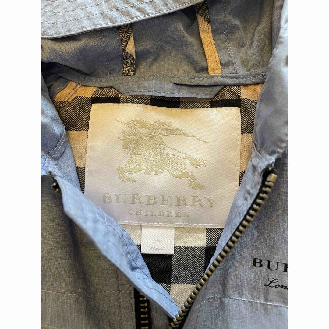 BURBERRY(バーバリー)のバーバリー 110 ナイロン パーカー ウィンドブレーカー 上着 ジャンパー キッズ/ベビー/マタニティのキッズ服男の子用(90cm~)(ジャケット/上着)の商品写真