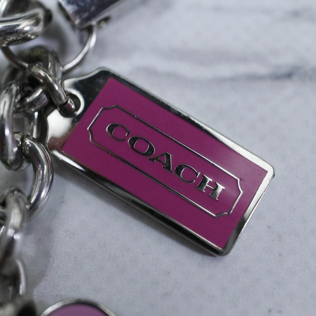 COACH(コーチ)の【匿名配送】COACH コーチ キーホルダー シルバー ハート ピンク 4 レディースのアクセサリー(チャーム)の商品写真