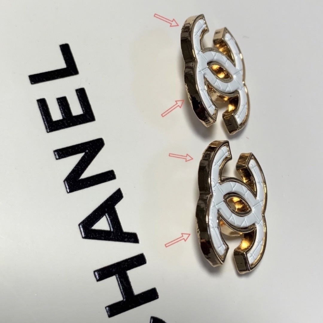 CHANEL(シャネル)のシャネル　ボタン　訳ありセール ハンドメイドの素材/材料(各種パーツ)の商品写真