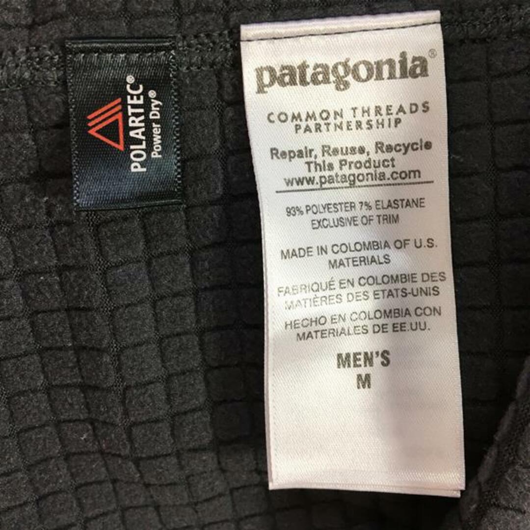 patagonia(パタゴニア)のMENs M  パタゴニア R1 フーディ R1 HOODY レギュレーター ポーラテック パワードライ フリース ジャケット プルオーバー PATAGONIA 40074 FGE Forge Grey グレー系 メンズのメンズ その他(その他)の商品写真