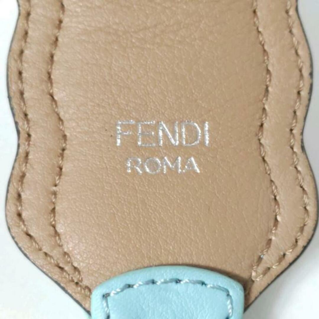 FENDI(フェンディ)のFENDI(フェンディ) ショルダーストラップ美品  ストラップユー ライトブルー×ベージュ スタッズ レザー レディースのファッション小物(その他)の商品写真