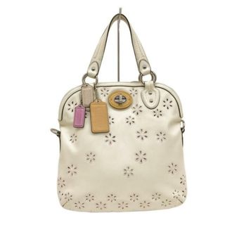 コーチ(COACH)のCOACH(コーチ) ハンドバッグ ポピーアイレットレザーフォールドオーバークロスボディー 22436 アイボリー×ライトピンク×ライトブラウン パンチング/フラワー(花) レザー(ハンドバッグ)