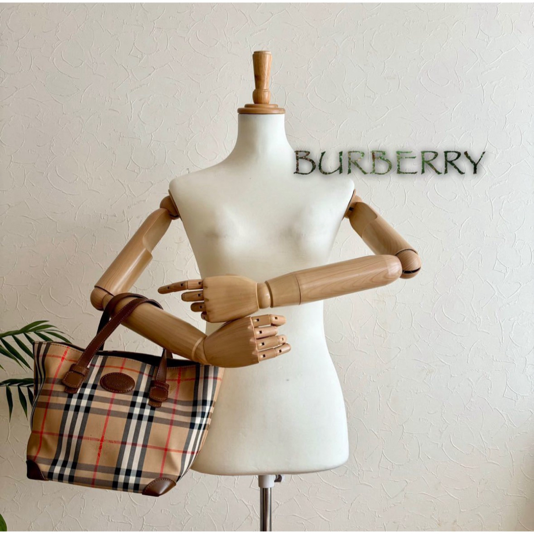 BURBERRY(バーバリー)の超美品 BURBERRY バーバリー ノバチェック レザートートバッグ レディースのバッグ(ハンドバッグ)の商品写真