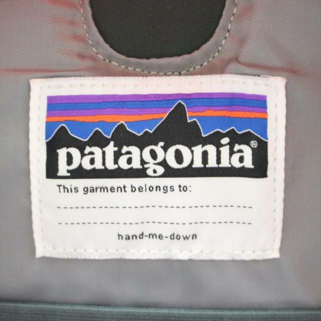 patagonia(パタゴニア)のPatagonia(パタゴニア) リュックサック美品  - レッド×ダークグレー×シルバー 化学繊維 レディースのバッグ(リュック/バックパック)の商品写真