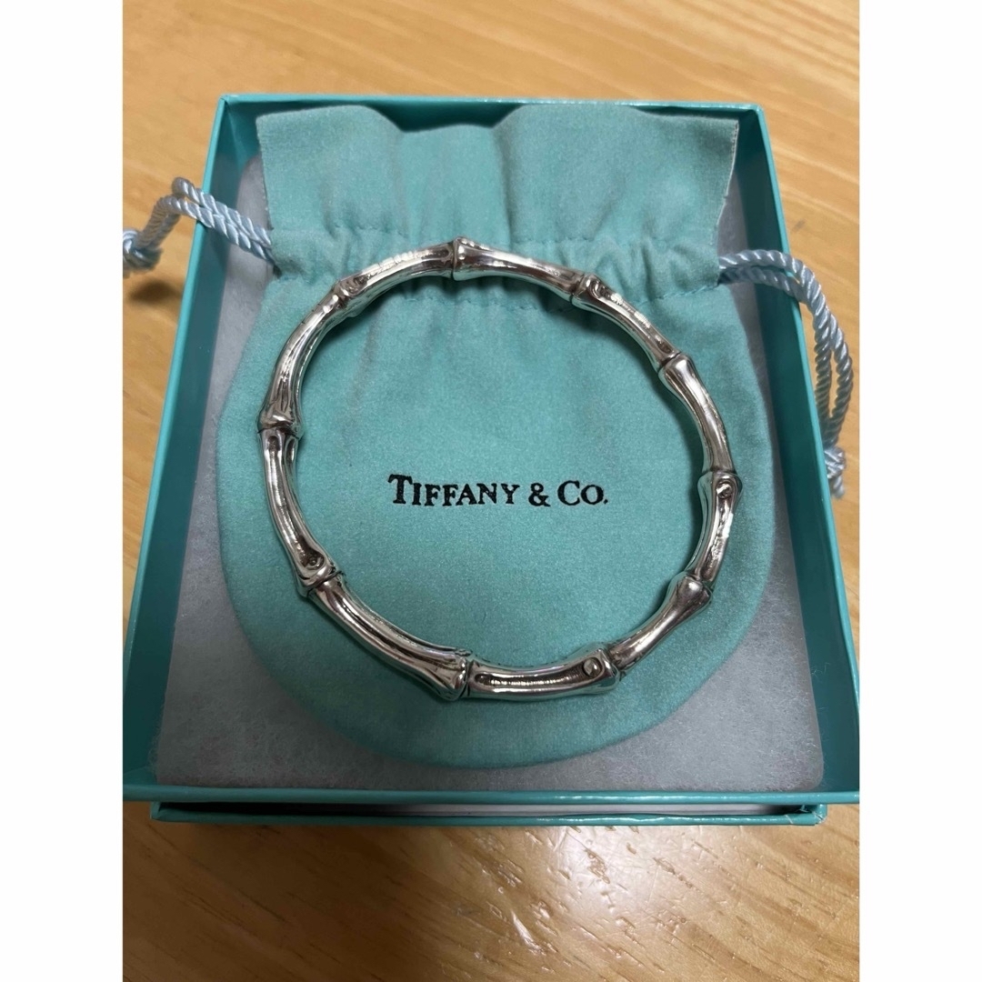 Tiffany & Co.(ティファニー)の⭐️ティファニー⭐️バンブー⭐️ブレスレット⭐️バングル⭐️シルバー　クロス付 レディースのアクセサリー(ブレスレット/バングル)の商品写真