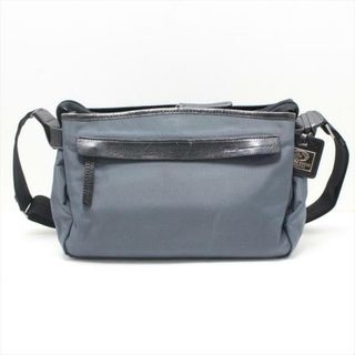 ペレボルサ(PELLE BORSA)のPELLE BORSA(ペレボルサ) ショルダーバッグ - ダークグリーン×黒 斜めがけ ナイロン×レザー(ショルダーバッグ)