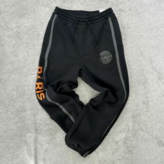 ナイキ(NIKE)の新品 NIKE Sサイズ PSG スウェットパンツ 裏起毛(その他)