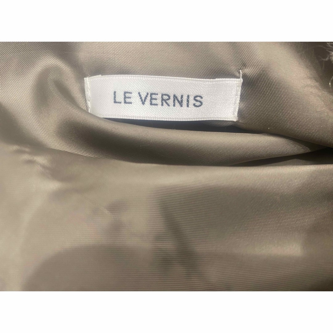 Le Vernis(ルベルニ)のLE VERNI Fake fur big bag レディースのバッグ(ハンドバッグ)の商品写真