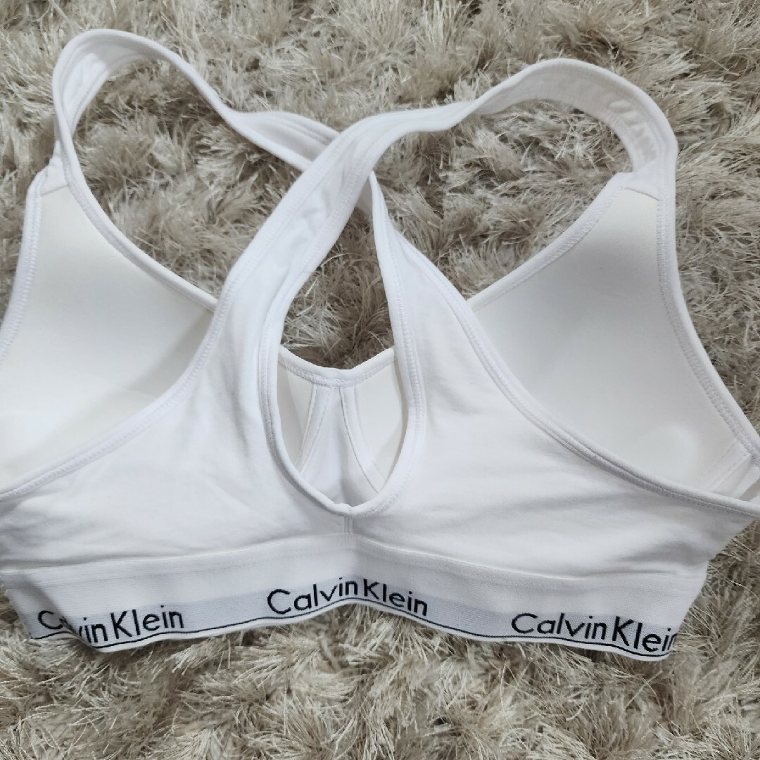 Calvin Klein(カルバンクライン)のブラジャー レディースの下着/アンダーウェア(ブラ)の商品写真