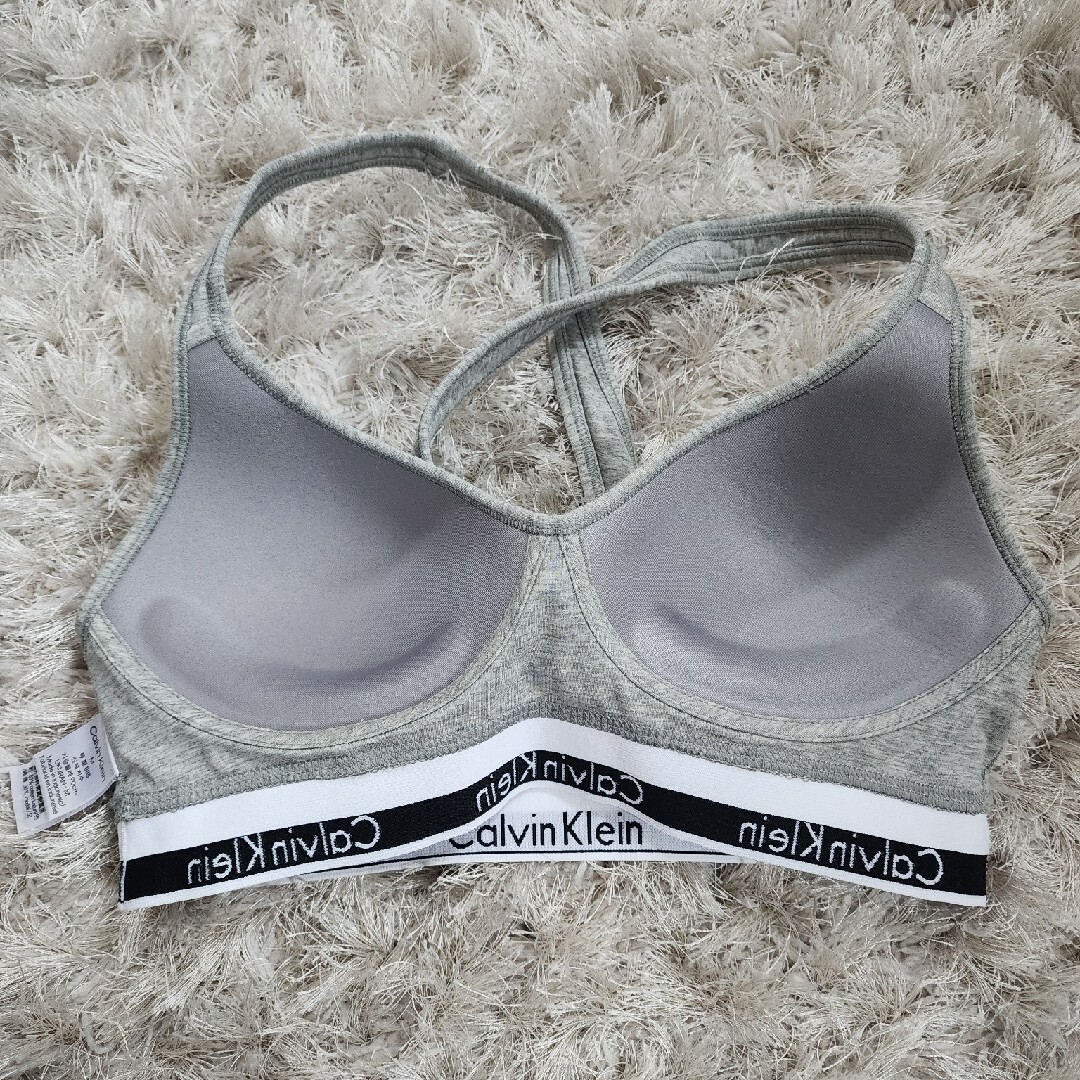 Calvin Klein(カルバンクライン)のブラジャー レディースの下着/アンダーウェア(ブラ)の商品写真