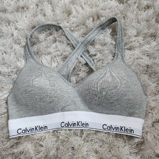 カルバンクライン(Calvin Klein)のブラジャー(ブラ)