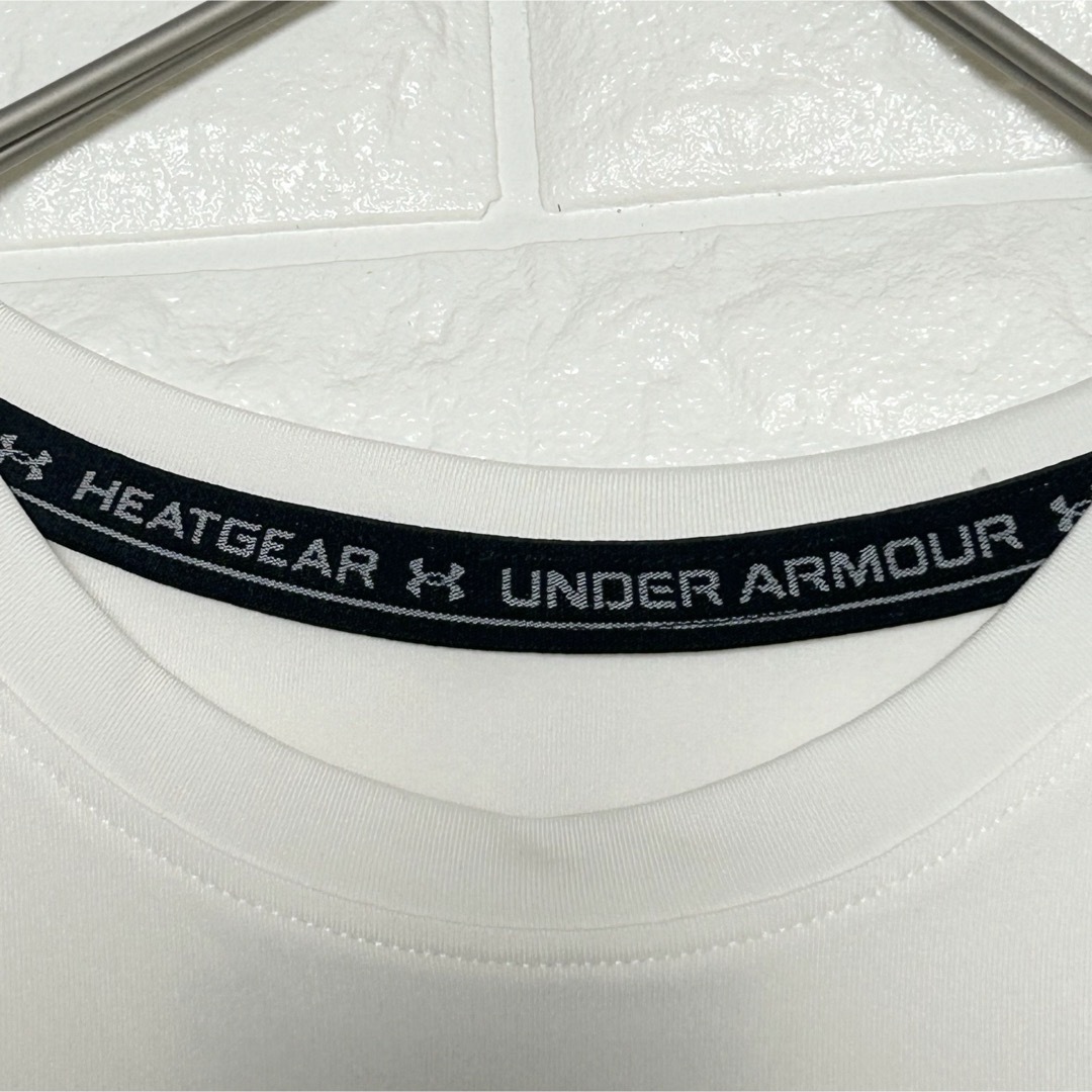 UNDER ARMOUR(アンダーアーマー)の【UNDER ARMOUR ／ アンダーアーマー】ヒートギア 半袖シャツ SM スポーツ/アウトドアのトレーニング/エクササイズ(トレーニング用品)の商品写真