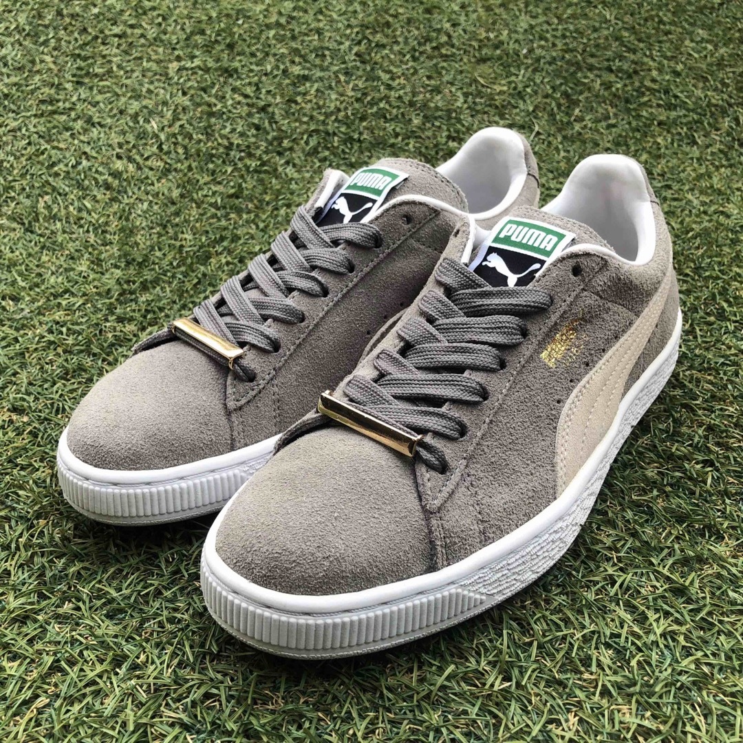 PUMA(プーマ)の美品24 PUMA SUEDE プーマ スエード クラシック HW913 レディースの靴/シューズ(スニーカー)の商品写真