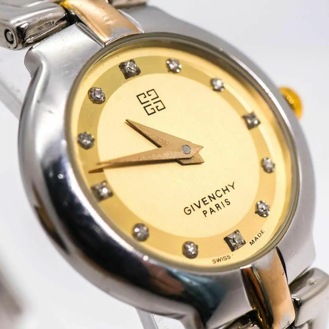 GIVENCHY(ジバンシィ)の《希少》GIVENCHY 腕時計 ゴールド レディース ストーンインデックス レディースのファッション小物(腕時計)の商品写真