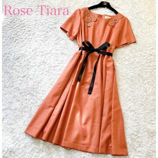 ローズティアラ(Rose Tiara)の極美品 ローズティアラ ワンピース 42 XL ひざ丈 花モチーフ Aライン(ひざ丈ワンピース)