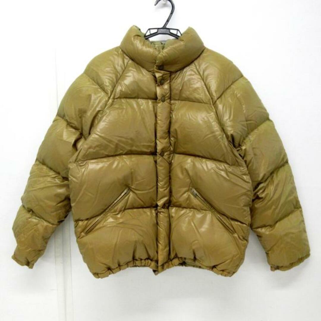 MONCLER(モンクレール)のMONCLER(モンクレール) ダウンジャケット サイズ2 M メンズ ベニス 220-091-41301-50 ライトブラウン 長袖/冬 メンズのジャケット/アウター(ダウンジャケット)の商品写真