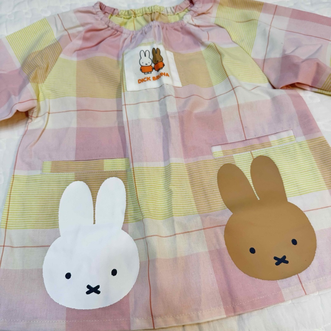 miffy(ミッフィー)の【新品未使用】birthday ＊ ミッフィー スモック 100 キッズ/ベビー/マタニティのキッズ服女の子用(90cm~)(その他)の商品写真