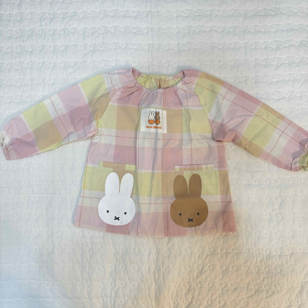 miffy(ミッフィー)の【新品未使用】birthday ＊ ミッフィー スモック 100 キッズ/ベビー/マタニティのキッズ服女の子用(90cm~)(その他)の商品写真