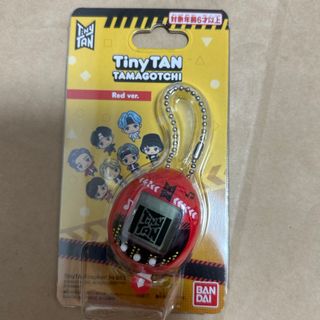 ボウダンショウネンダン(防弾少年団(BTS))のTinyTAN Tamagotchi Red ver. たまごっち タイニータン(アイドルグッズ)