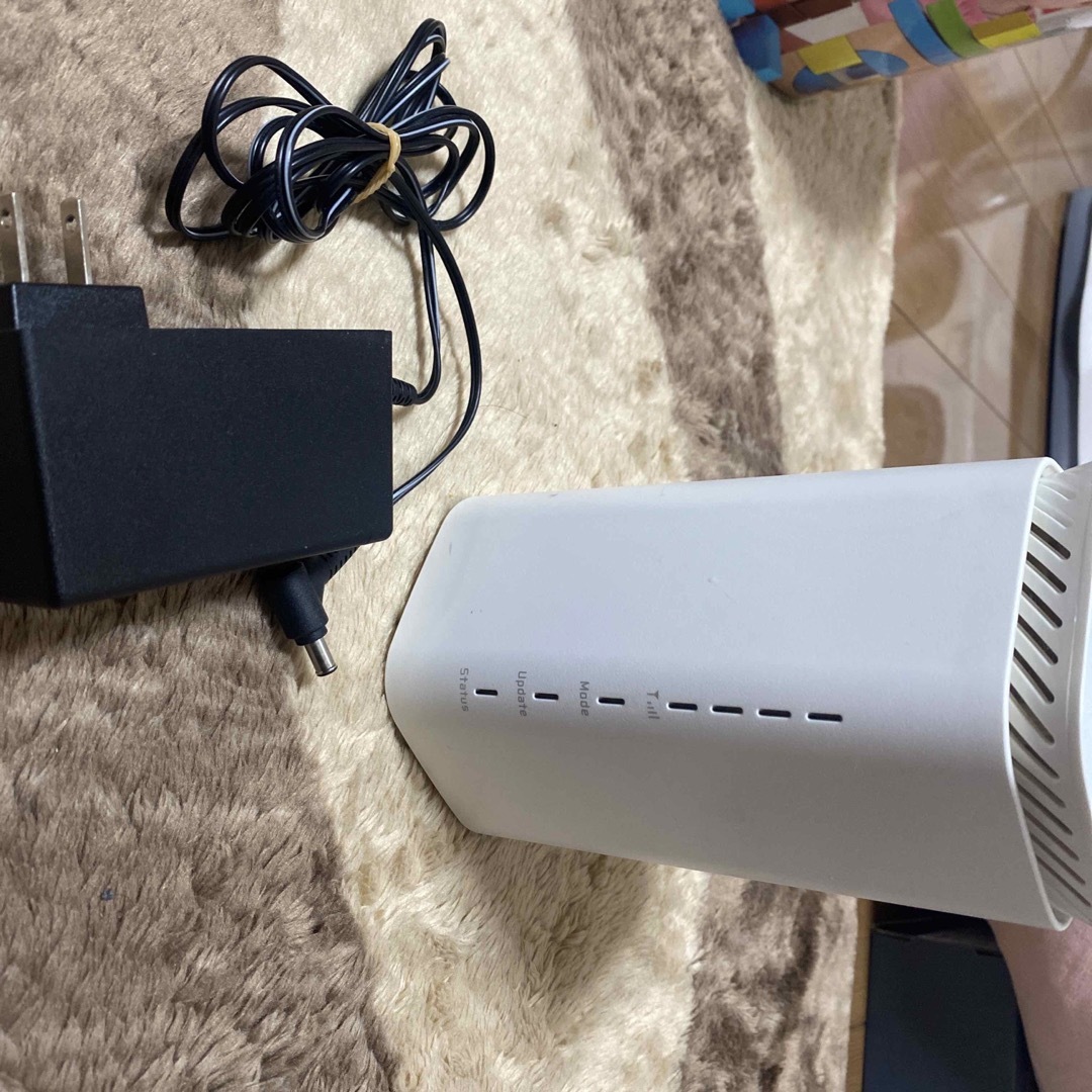 Speed Wi-Fi HOME 5G L12 NAR02 ホワイト スマホ/家電/カメラのスマホ/家電/カメラ その他(その他)の商品写真