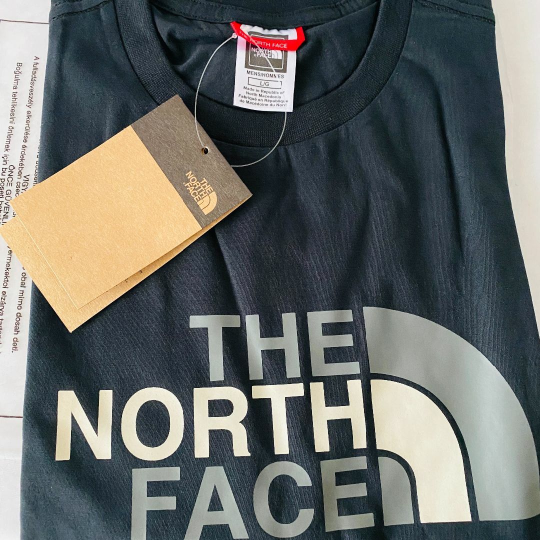 THE NORTH FACE(ザノースフェイス)の★新品★ 【ノースフェイス】 Tシャツ L ビックロゴ ヨーロッパ  黒 メンズのトップス(Tシャツ/カットソー(半袖/袖なし))の商品写真