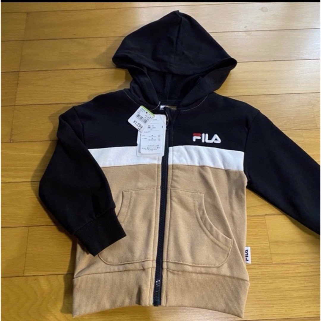 FILA(フィラ)の新品未使用 タグ付 FILA パーカー キッズ/ベビー/マタニティのキッズ服男の子用(90cm~)(ジャケット/上着)の商品写真