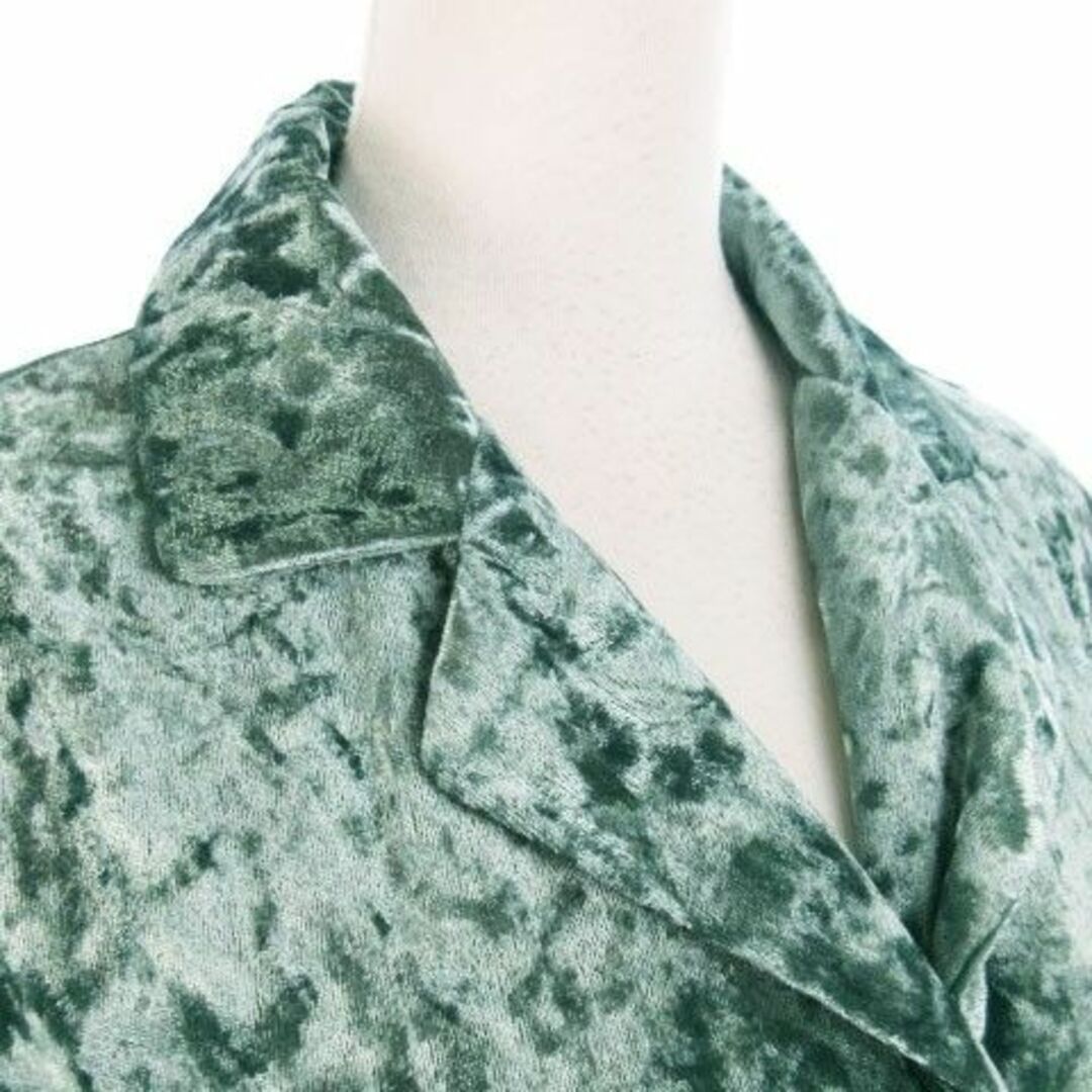 JEANASIS(ジーナシス)のジーナシス 開襟ベロアシャツ 半袖 光沢感 F 緑 220322AH5A レディースのトップス(シャツ/ブラウス(半袖/袖なし))の商品写真