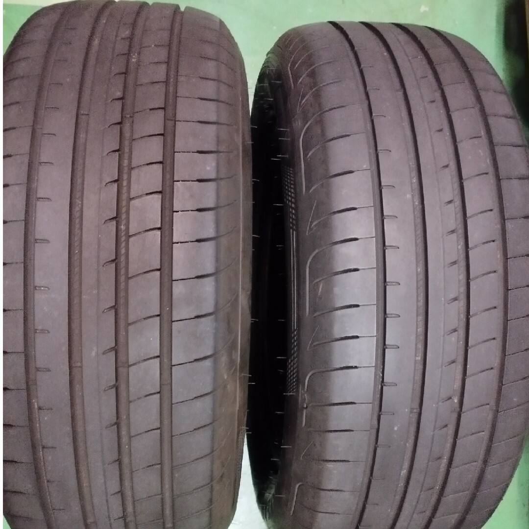 Goodyear(グッドイヤー)の〖全国送料無料〗235/55R17 中古タイヤ2本セット 自動車/バイクの自動車(タイヤ)の商品写真