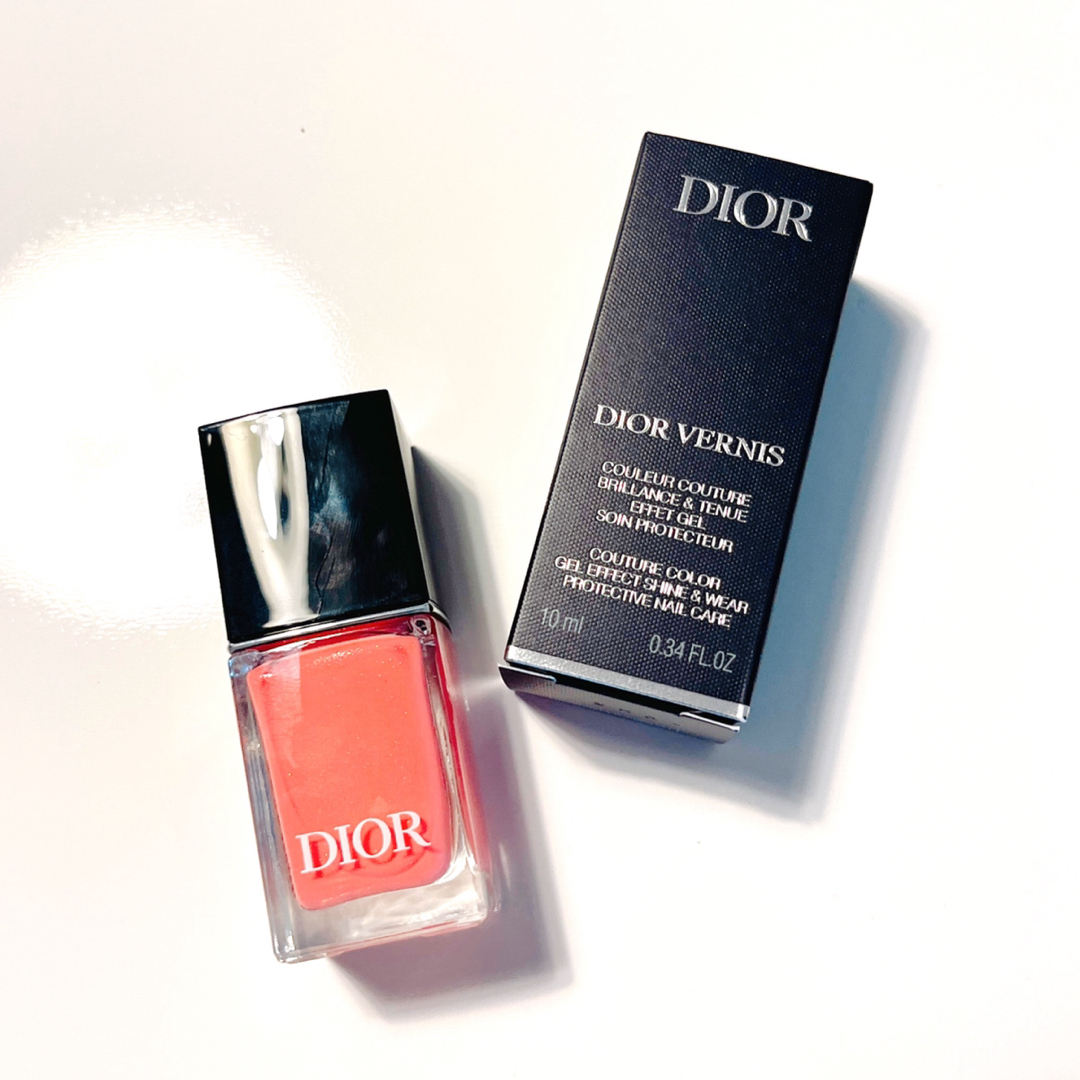 Dior(ディオール)の【DIOR】クチュール ネイル ラッカー　ポプリン コスメ/美容のネイル(マニキュア)の商品写真