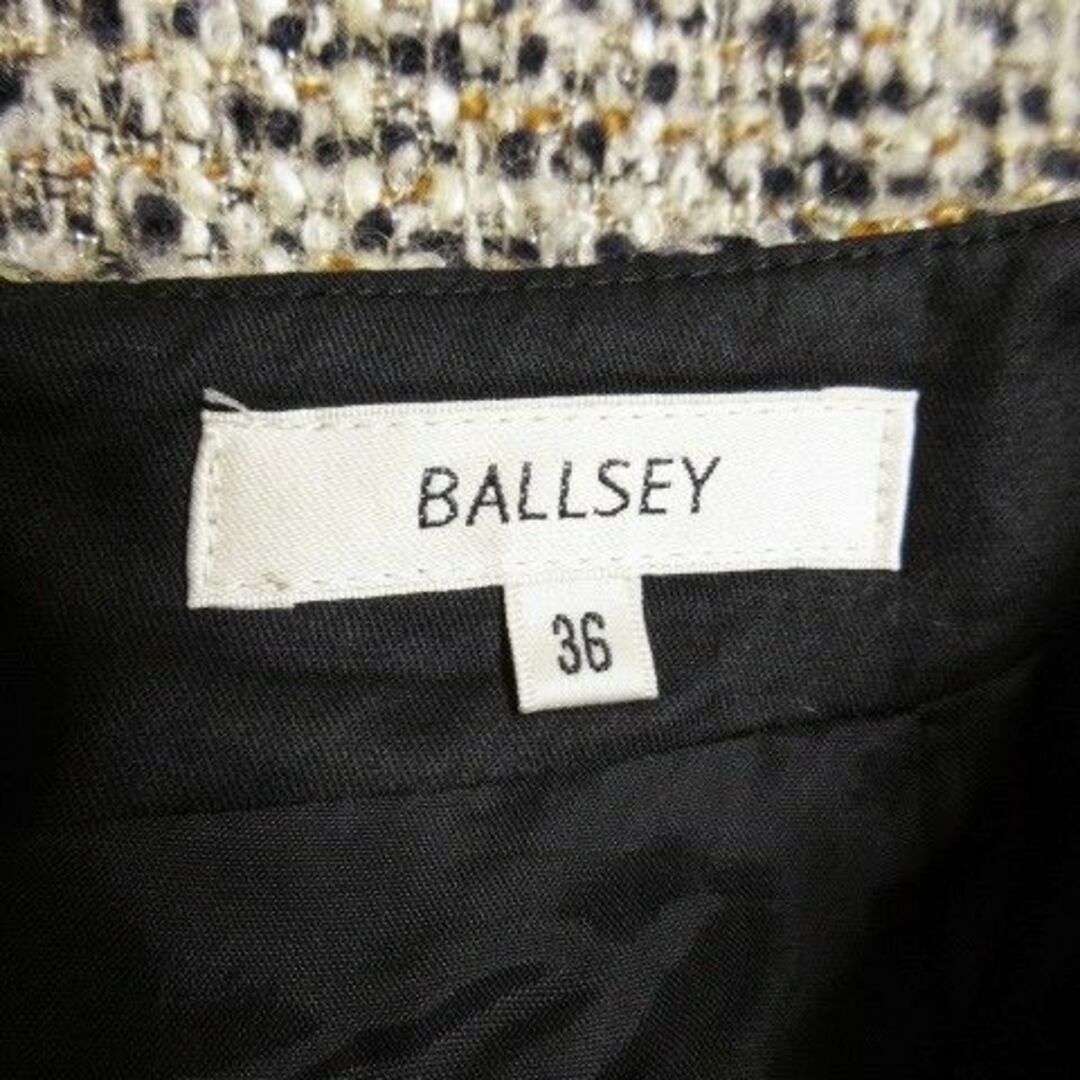 Ballsey(ボールジィ)のボールジィ ツイードミニスカート ウール 36 ベージュ 220203AO7A レディースのスカート(ミニスカート)の商品写真