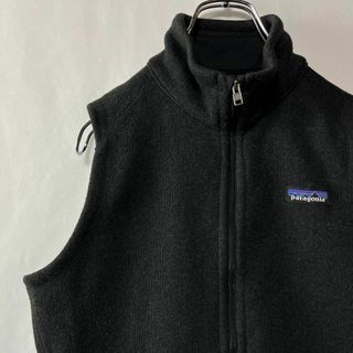 パタゴニア(patagonia)のパタゴニア　ジップアップ　フリースベスト　Sサイズ　ブラック　古着　スリランカ製(ベスト)