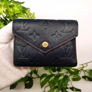 ルイヴィトン(LOUIS VUITTON)のルイヴィトン　三つ折り財布　ポルトフォイユヴィクトリーヌ　マリーヌルージュ(財布)