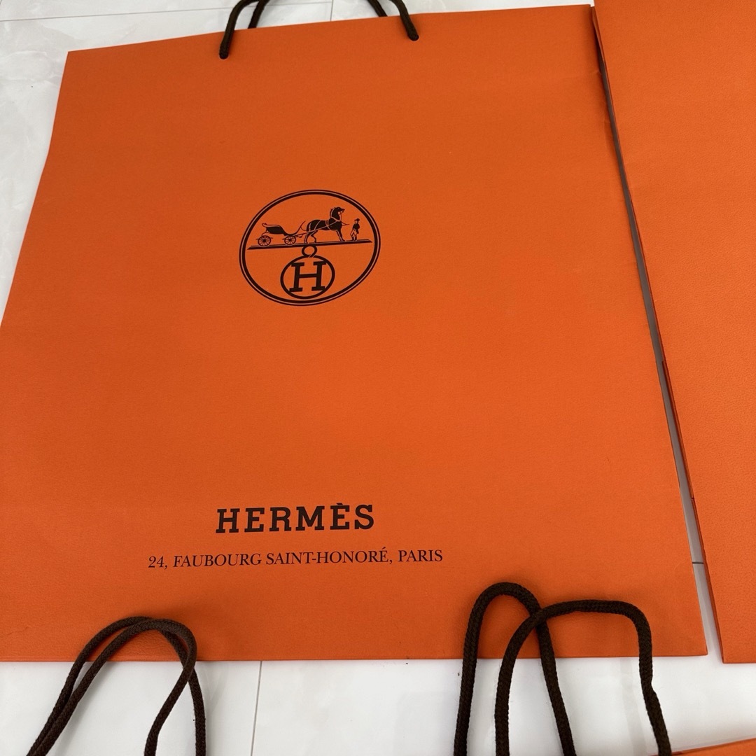 Hermes(エルメス)のHERMES エルメル　ショッパー　紙袋 レディースのバッグ(ショップ袋)の商品写真