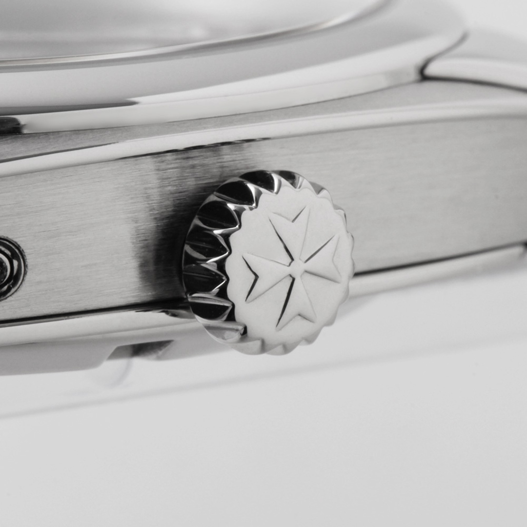 VACHERON CONSTANTIN(ヴァシュロンコンスタンタン)のヴァシュロンコンスタンタン ケ・ド・リル・デイデイト＆パワーリザーブ・オートマティック 85050/000D-9341 メンズ 中古 腕時計 メンズの時計(腕時計(アナログ))の商品写真