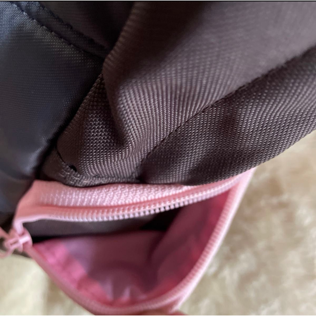 adidas(アディダス)のリュックサックadidas美品　茶色×ピンクアディダス リュックサック ナイロン レディースのバッグ(リュック/バックパック)の商品写真