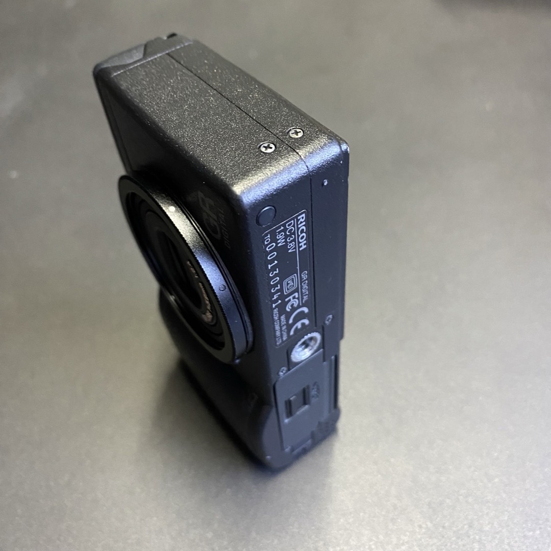 RICOH(リコー)のRICOH GR digital 極美品 付属品多数 デジタルカメラ リコー スマホ/家電/カメラのカメラ(コンパクトデジタルカメラ)の商品写真