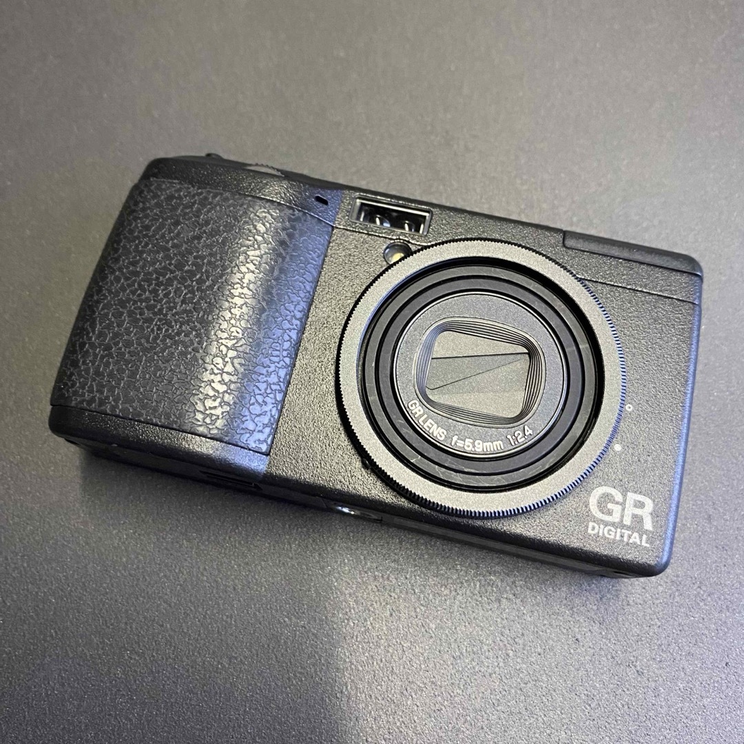 RICOH(リコー)のRICOH GR digital 極美品 付属品多数 デジタルカメラ リコー スマホ/家電/カメラのカメラ(コンパクトデジタルカメラ)の商品写真