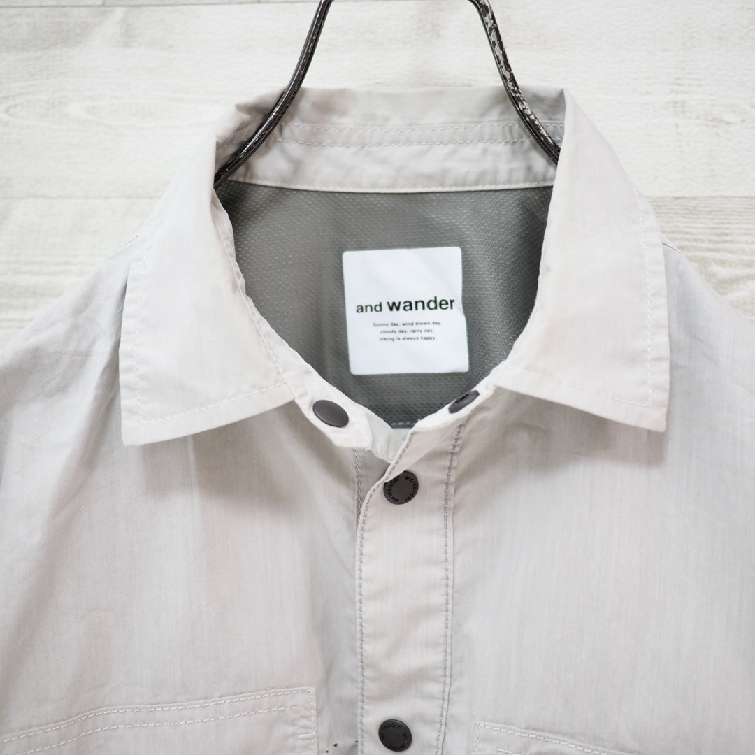 and wander(アンドワンダー)のand wander 20SS Laser Hole Shirt-Beige/4 メンズのトップス(シャツ)の商品写真