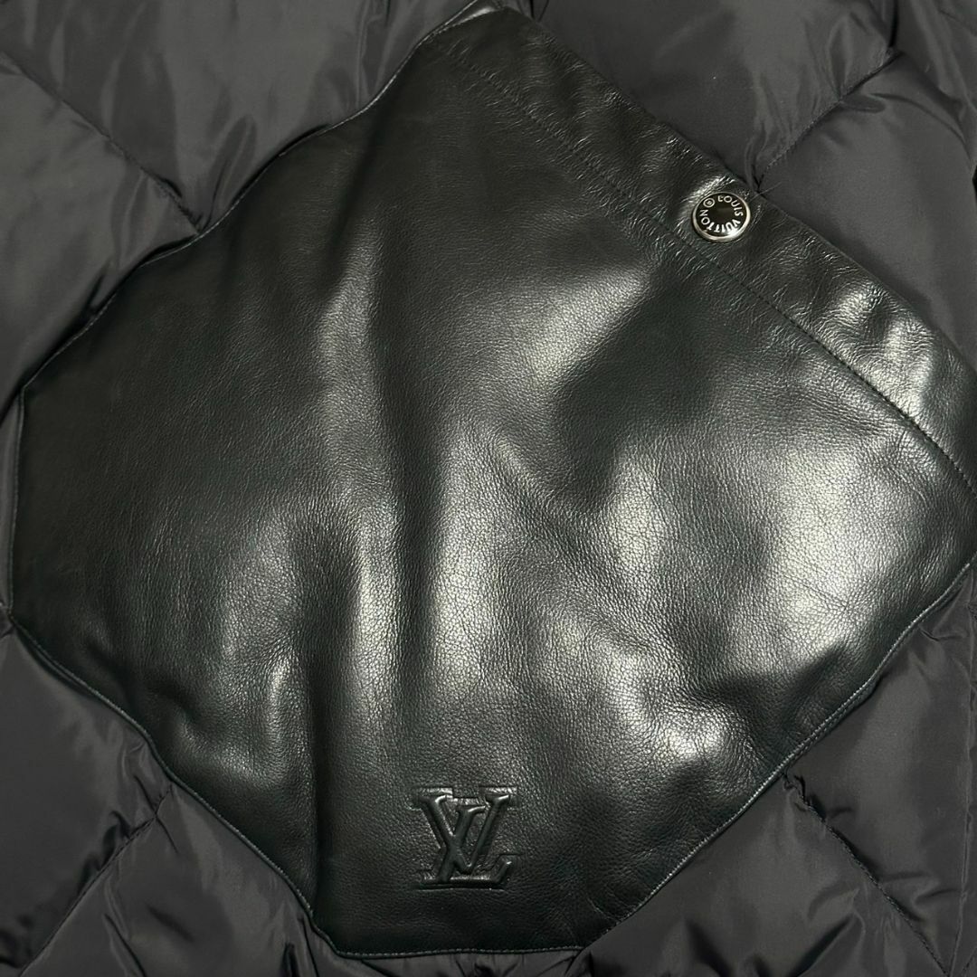 LOUIS VUITTON(ルイヴィトン)の2WAY☆入手困難☆ルイヴィトン ダウンジャケット レザー 即完売モデル 美品 メンズのジャケット/アウター(ダウンジャケット)の商品写真