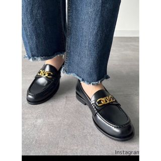 VALENTINO ヴァレンティノ ローファー Vロゴ WS0EQ6YZX 